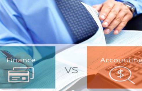 The Differences Between Accounting and Finance
